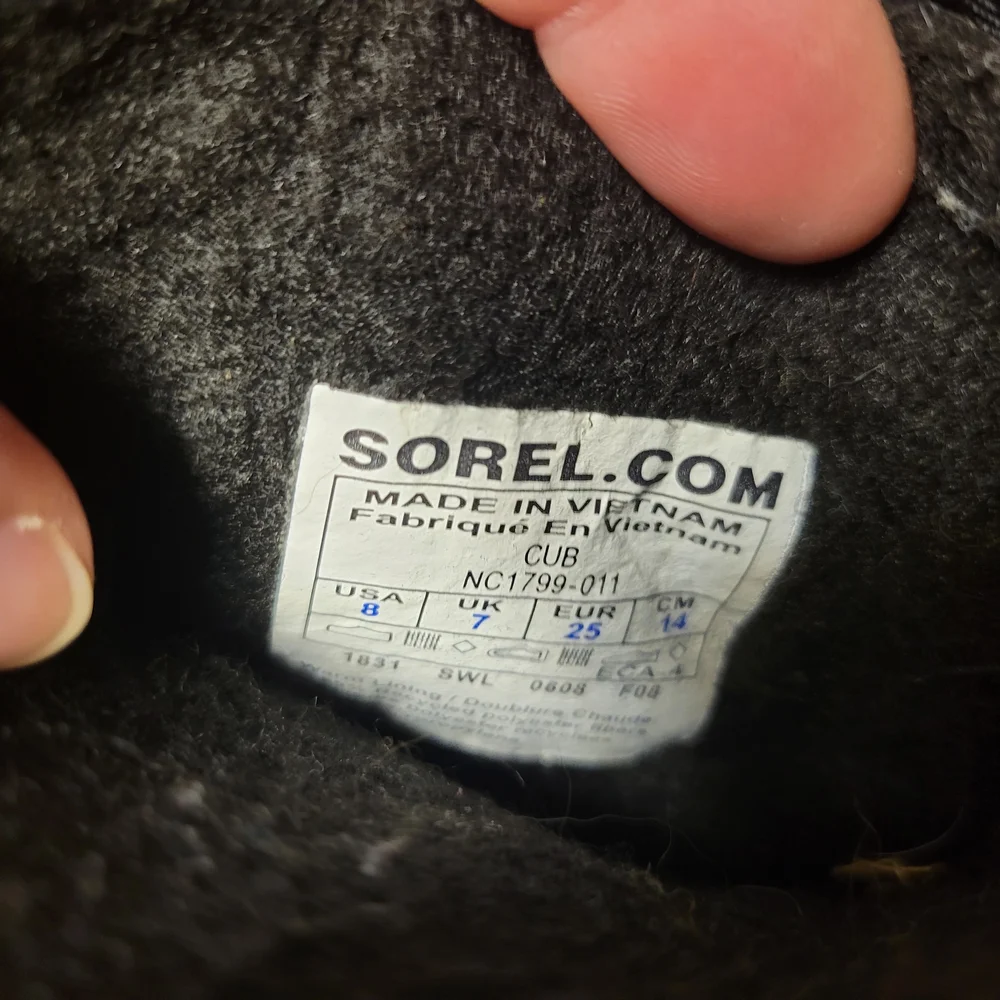 Sorel Kids Black Winter Boots Size 8 EUC